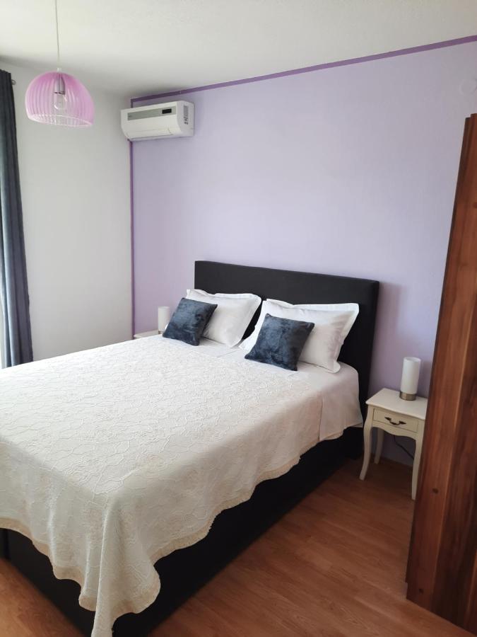 Apartments Marjanovic Bol Oda fotoğraf